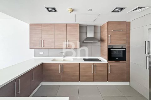 Apartment in Dubai Marina, Dubai 2 bedrooms, 169 sq.m. № 24024 - photo 3