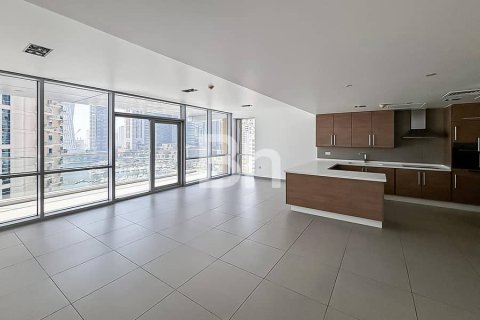 Apartment in Dubai Marina, Dubai 2 bedrooms, 169 sq.m. № 24024 - photo 13