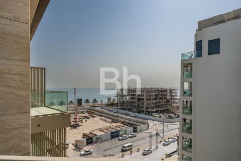 Apartment in Palm Jumeirah, Dubai 2 bedrooms, 126 sq.m. № 24022 - photo 2