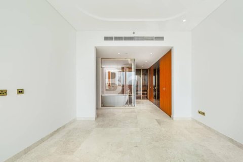 Apartment in Palm Jumeirah, Dubai 2 bedrooms, 126 sq.m. № 24022 - photo 7