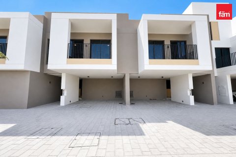 Villa en Dubai, 3 dormitorios, 255.1 m², № 139411