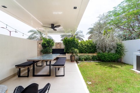 Maison de ville à Dubai, 3 chambres, 153 m², № 105706 - photo 2