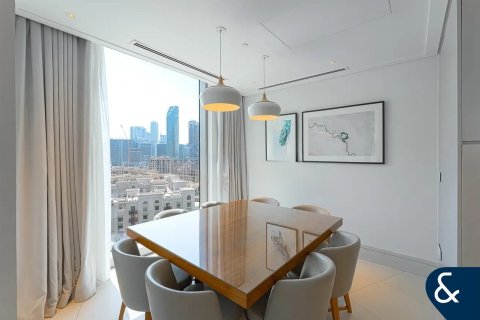 Apartment in Downtown Dubai (Downtown Burj Dubai), Dubai 3 bedrooms, 187 sq.m. № 75361 - photo 4