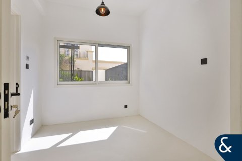 Villa à Springs 12, The Springs, Dubai, 3 chambres, 167 m², № 75358 - photo 11