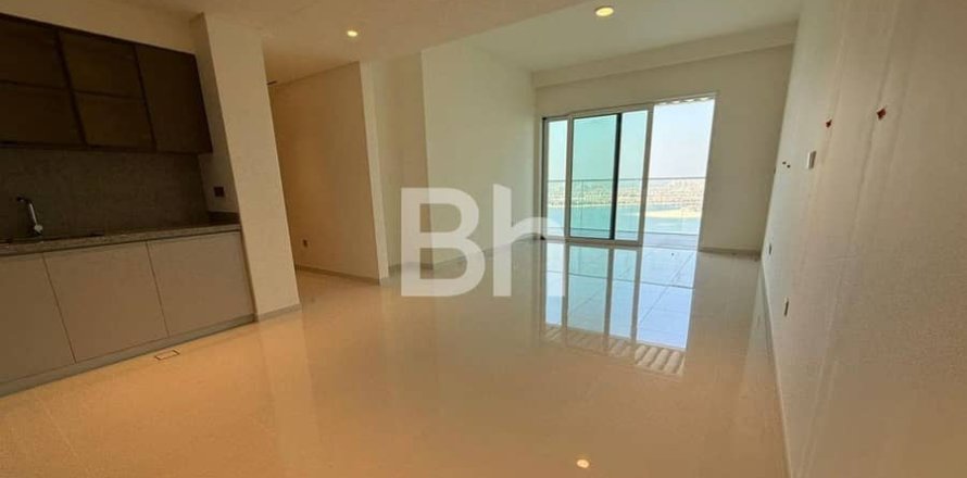 Квартира в Dubai Harbour, Дубай, 2 спальни, 131м², № 21526