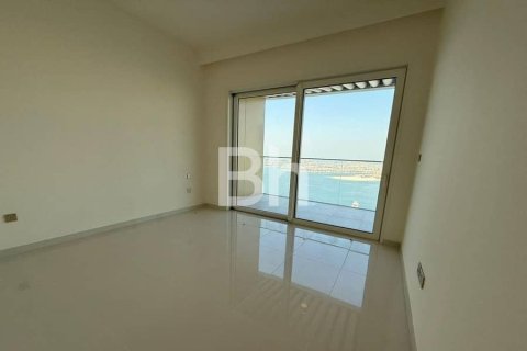 Снять в аренду квартиру в Dubai Harbour, Дубай: 2 спальни, 131м², № 21526 - фото 5