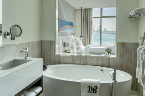 Apartment in Palm Jumeirah, Dubai 2 bedrooms, 127 sq.m. № 21525 - photo 5