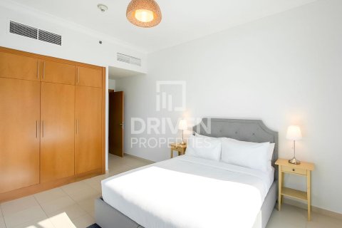 Apartment in Business Bay, Dubai 2 bedrooms, 104 sq.m. № 19872 - photo 5