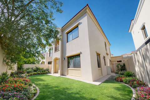 Villa à Dubai, 5 chambres, 453 m², № 120392