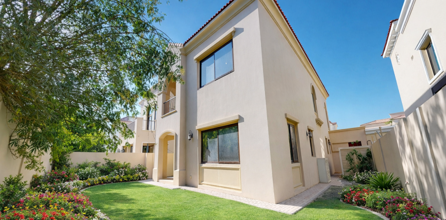 Villa à Dubai, 5 chambres, 446 m², № 120391