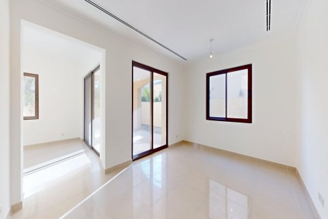 Villa à Dubai, 5 chambres, 446 m², № 120391 - photo 13