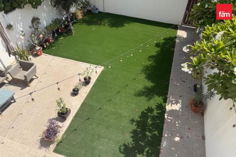 فيلا في دبي 3 غرف نوم, 255 م² رقم 142028 - صورة 5