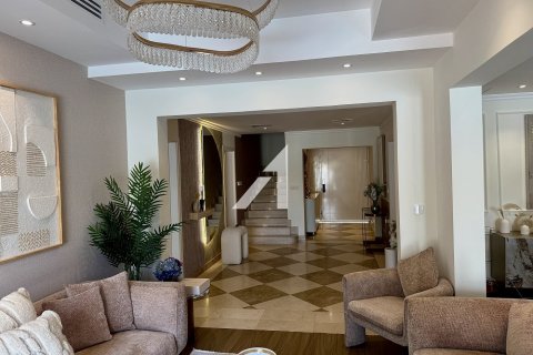 فيلا في Meadows, دبي 5 غرف نوم , 565 م² رقم 89160 - صورة 9