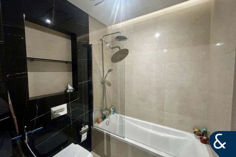 Apartamento en Jumeirah Lake Towers, Dubai, 2 dormitorios, 134 m², № 78875 - foto 17