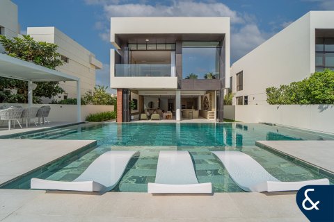Villa in DAMAC Hills (Akoya by DAMAC), Dubai 5 bedrooms, 488 sq.m. № 78874 - photo 1