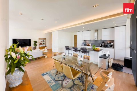 Apartment in Al Wasl, Dubai 3 bedrooms, 212.3 sq.m. № 67325 - photo 4