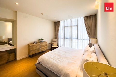 Apartment in Al Wasl, Dubai 3 bedrooms, 212.3 sq.m. № 67325 - photo 14