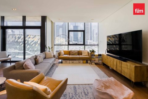 Apartment in Al Wasl, Dubai 3 bedrooms, 212.3 sq.m. № 67325 - photo 9