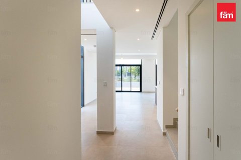 Townhouse in Dubai 4 bedrooms, 257 sq.m. № 67329 - photo 10