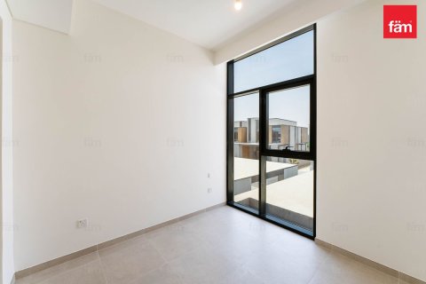 Townhouse in Dubai 4 bedrooms, 257 sq.m. № 67329 - photo 13