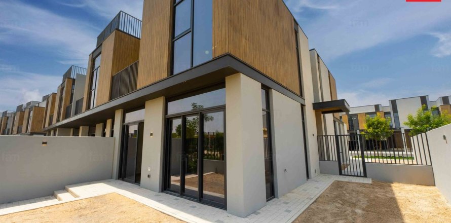 Townhouse in Dubai 4 bedrooms, 257 sq.m. № 67329