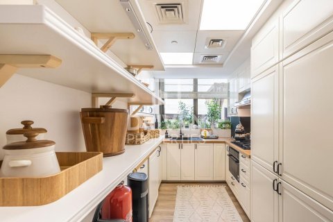 Appartement à Mirdif Hills, Mirdif, Dubai, 3 chambres, 253 m², № 64945 - photo 12