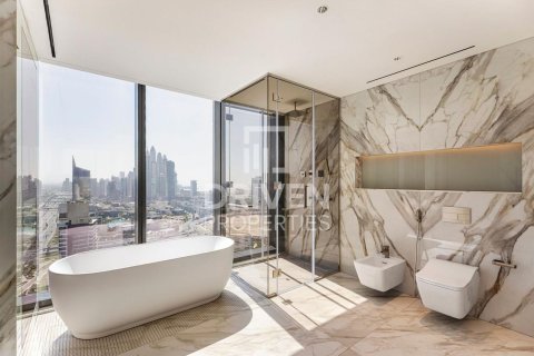 Penthouse in Dubai Internet City, Dubai 4 bedrooms, 470 sq.m. № 64947 - photo 26