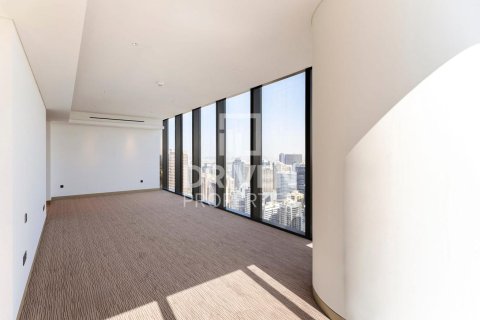 Penthouse in Dubai Internet City, Dubai 4 bedrooms, 470 sq.m. № 64947 - photo 9