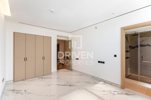 Penthouse in Dubai Internet City, Dubai 4 bedrooms, 470 sq.m. № 64947 - photo 16
