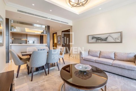 Appartement à The Address Residence Fountain Views, Downtown Dubai (Downtown Burj Dubai), Dubai, 2 chambres, 126 m², № 19196 - photo 5