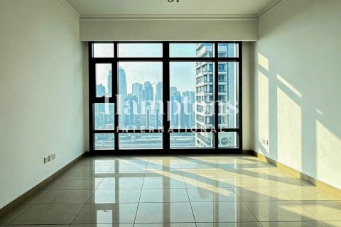 Apartment in Jumeirah Lake Towers, Dubai 2 bedrooms, 94.29654500 sq.m. № 139573 - photo 3