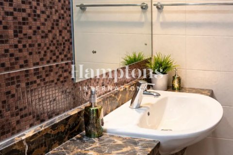 Apartment in The Address Dubai Marina, Dubai Marina, Dubai 1 bedroom, 70.79208600 sq.m. № 139569 - photo 13