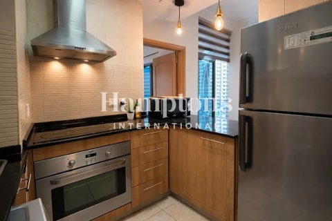 Apartment in The Address Dubai Marina, Dubai Marina, Dubai 1 bedroom, 70.79208600 sq.m. № 139569 - photo 2