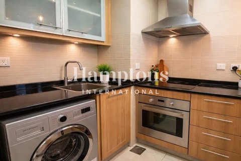 Apartment in The Address Dubai Marina, Dubai Marina, Dubai 1 bedroom, 70.79208600 sq.m. № 139569 - photo 3