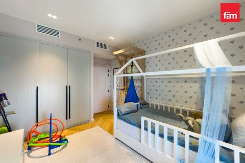 Apartment in Dubai 3 bedrooms, 152.2 sq.m. № 47771 - photo 18