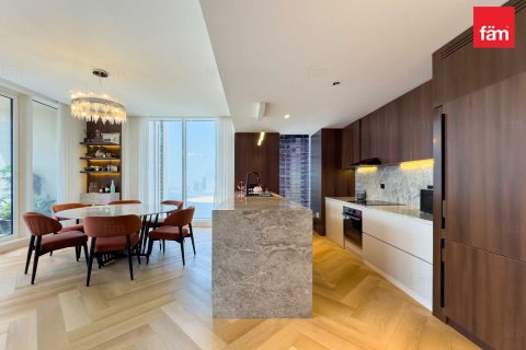 Apartment in Dubai 3 bedrooms, 152.2 sq.m. № 47771 - photo 7
