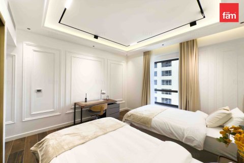 Apartment in Dubai 3 bedrooms, 175 sq.m. № 47767 - photo 9
