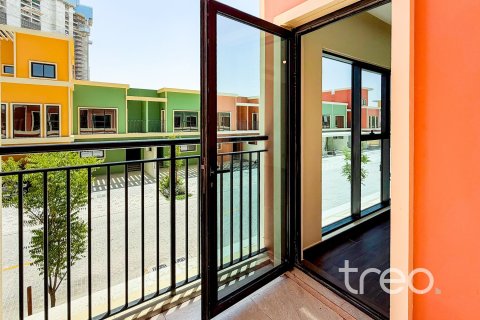 Adosado en Damac Lagoons, Dubai, 3 dormitorios, 192.68 m², № 124816 - foto 15