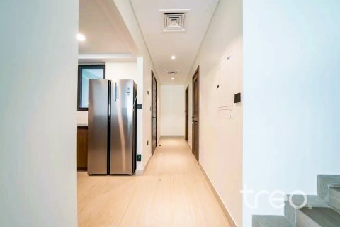 Adosado en Damac Lagoons, Dubai, 3 dormitorios, 192.68 m², № 124816 - foto 30