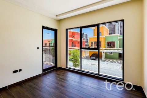 Adosado en Damac Lagoons, Dubai, 3 dormitorios, 192.68 m², № 124816 - foto 14