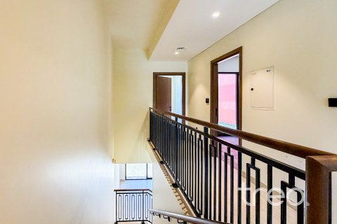 Adosado en Damac Lagoons, Dubai, 3 dormitorios, 192.68 m², № 124816 - foto 21