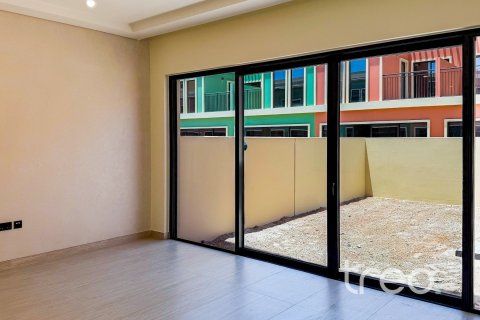 Adosado en Damac Lagoons, Dubai, 3 dormitorios, 192.68 m², № 124816 - foto 5