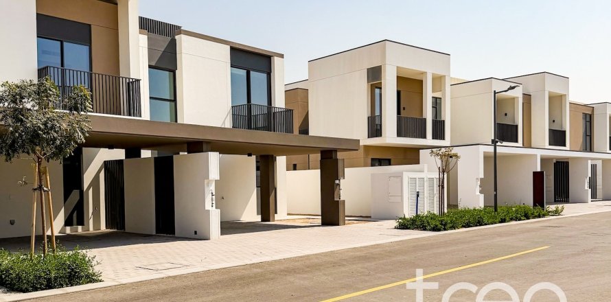 Villa à Arabian Ranches 3, Dubai, 3 chambres, 179.67 m², № 124813