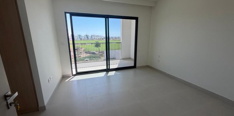 Villa à Dubai, 4 chambres, 563.8 m², № 112854