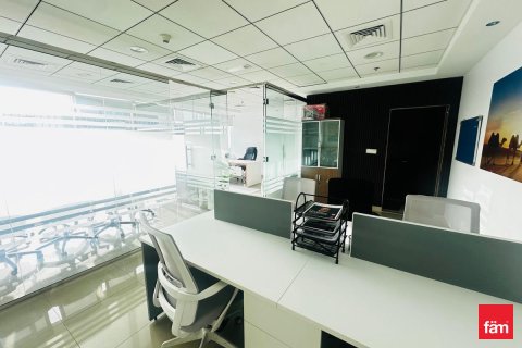 Bureau à Business Bay, Dubai, 61.4 m², № 112853 - photo 17