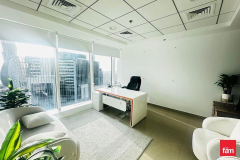 Bureau à Business Bay, Dubai, 61.4 m², № 112853 - photo 2