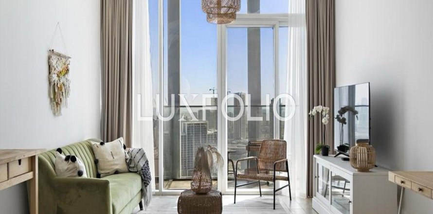 Apartamento en Bloom Towers, Jumeirah Village Circle, Dubai, 1 dormitorio, 69 m², № 45895