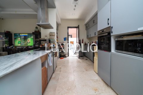 Villa à Jumeirah Village Circle, Dubai, 5 chambres, 545 m², № 45896 - photo 3