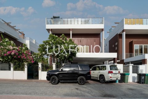 Villa à Jumeirah Village Circle, Dubai, 5 chambres, 545 m², № 45896 - photo 26