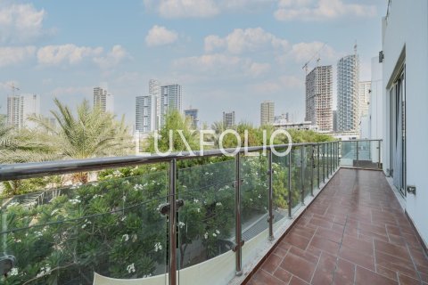 Villa à Jumeirah Village Circle, Dubai, 5 chambres, 545 m², № 45896 - photo 5